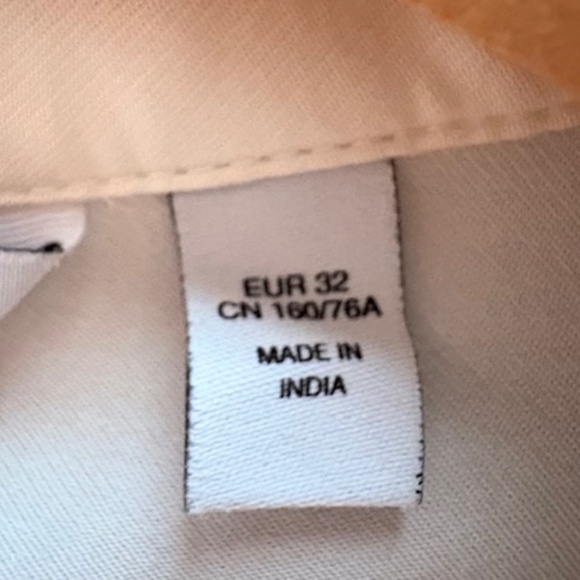 Blouse - Picture 6 of 7